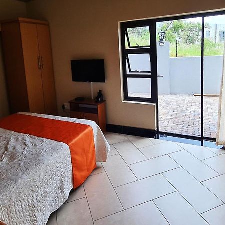 Lilypark Lodge Rustenburg Exterior foto