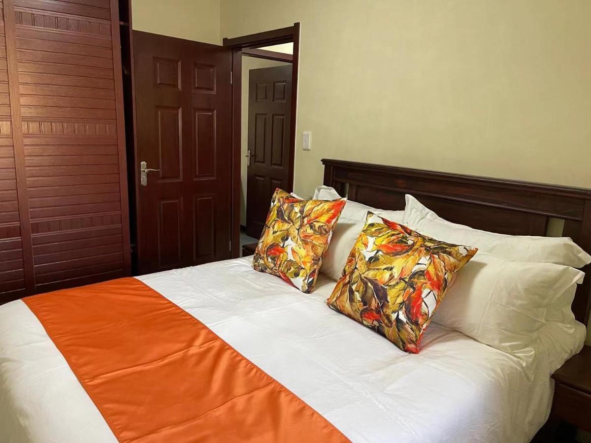 Lilypark Lodge Rustenburg Exterior foto